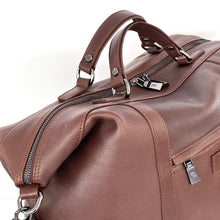 Carica l'immagine nel visualizzatore di Gallery, Borsone in pelle Bruno Rossi weekender bag
