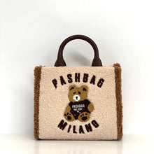 Carica l'immagine nel visualizzatore di Gallery, Pashbag borsa Teddy beige piccola
