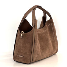 Carica l'immagine nel visualizzatore di Gallery, Loristella borsa  in camoscio Serena 2788CA
