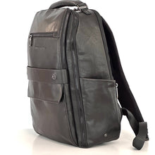 Carica l'immagine nel visualizzatore di Gallery, Piquadro zaino in pelle porta PC 15,6 " linea SOLM
