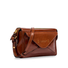 Carica l&#39;immagine nel visualizzatore di Gallery, The Bridge camera case Frida
