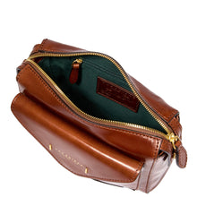 Carica l&#39;immagine nel visualizzatore di Gallery, The Bridge camera case Frida
