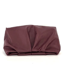 Carica l'immagine nel visualizzatore di Gallery, Clutch bag Mia Mioli large

