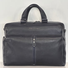 Carica l'immagine nel visualizzatore di Gallery, Piquadro cartella in pelle a due manici porta PC CA6025W130 blu
