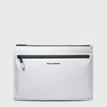 Carica l&#39;immagine nel visualizzatore di Gallery, Piquadro pochette porta iPad resistente all&#39;acqua

