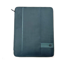 Carica l&#39;immagine nel visualizzatore di Gallery, Piquadro porta blocco in tessuto e  pelle verde
