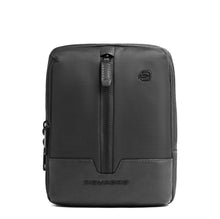 Carica l&#39;immagine nel visualizzatore di Gallery, Piquadro borsello in tessuto con porta iPad mini
