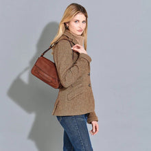Carica l&#39;immagine nel visualizzatore di Gallery, Borsa baguette The Bridge col. verde Lucrezia
